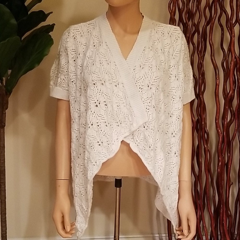White Crochet Short Sleeved Cardigan